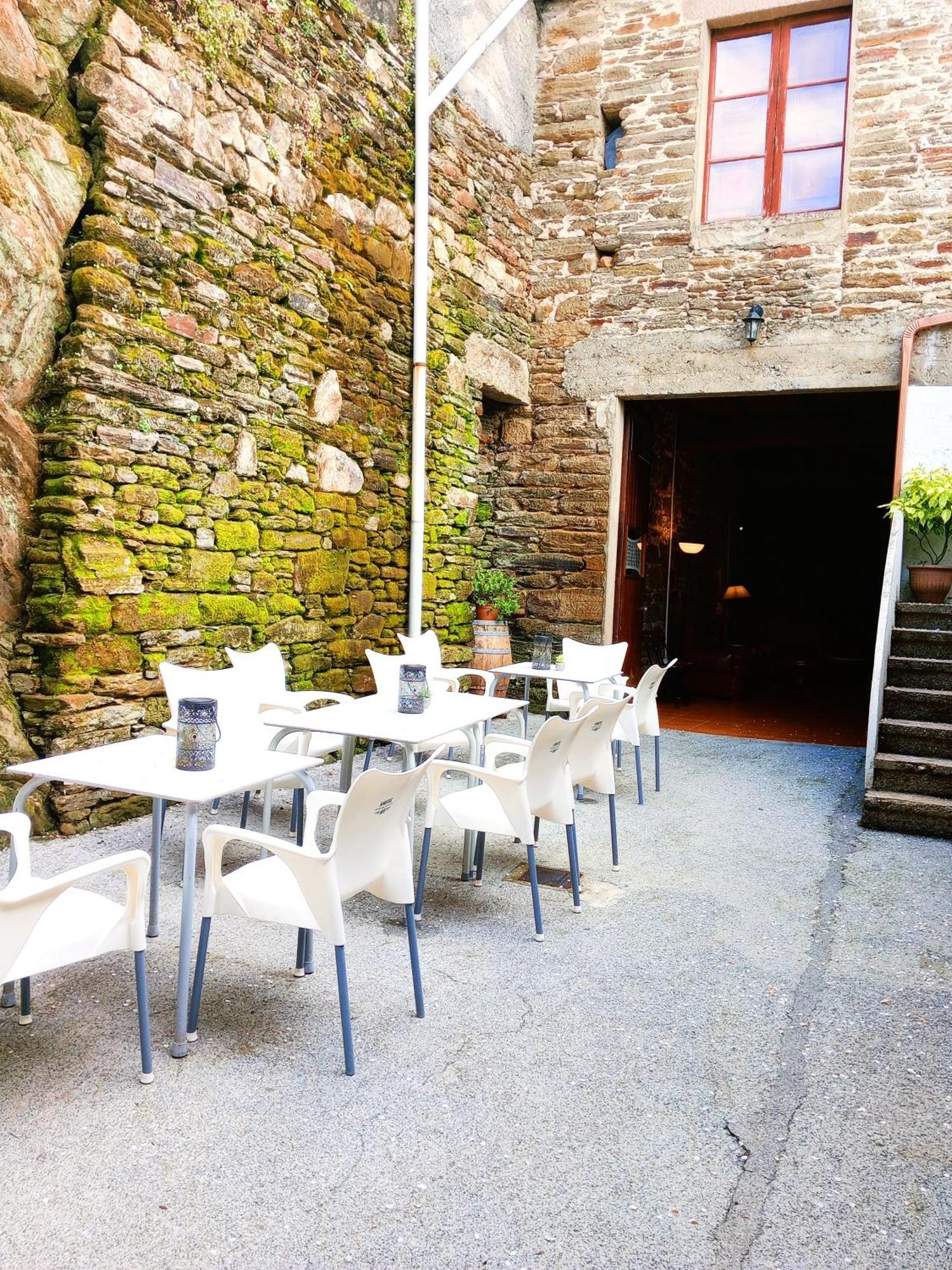 Albergue San Lazaro Sarria Exterior photo
